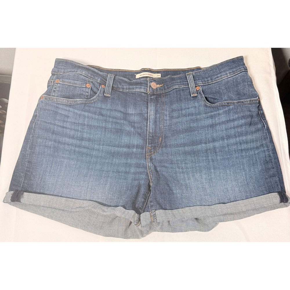 Levi's Denim Mid Length Shorts 34 Cuffed Hem Stretch Timeless Relaxed Casual